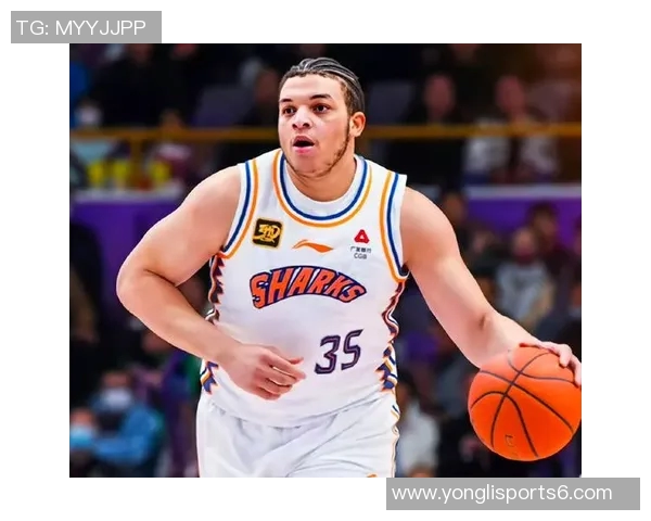 洛夫顿神勇表现助上海逆转战胜北京终结对手连胜纪录